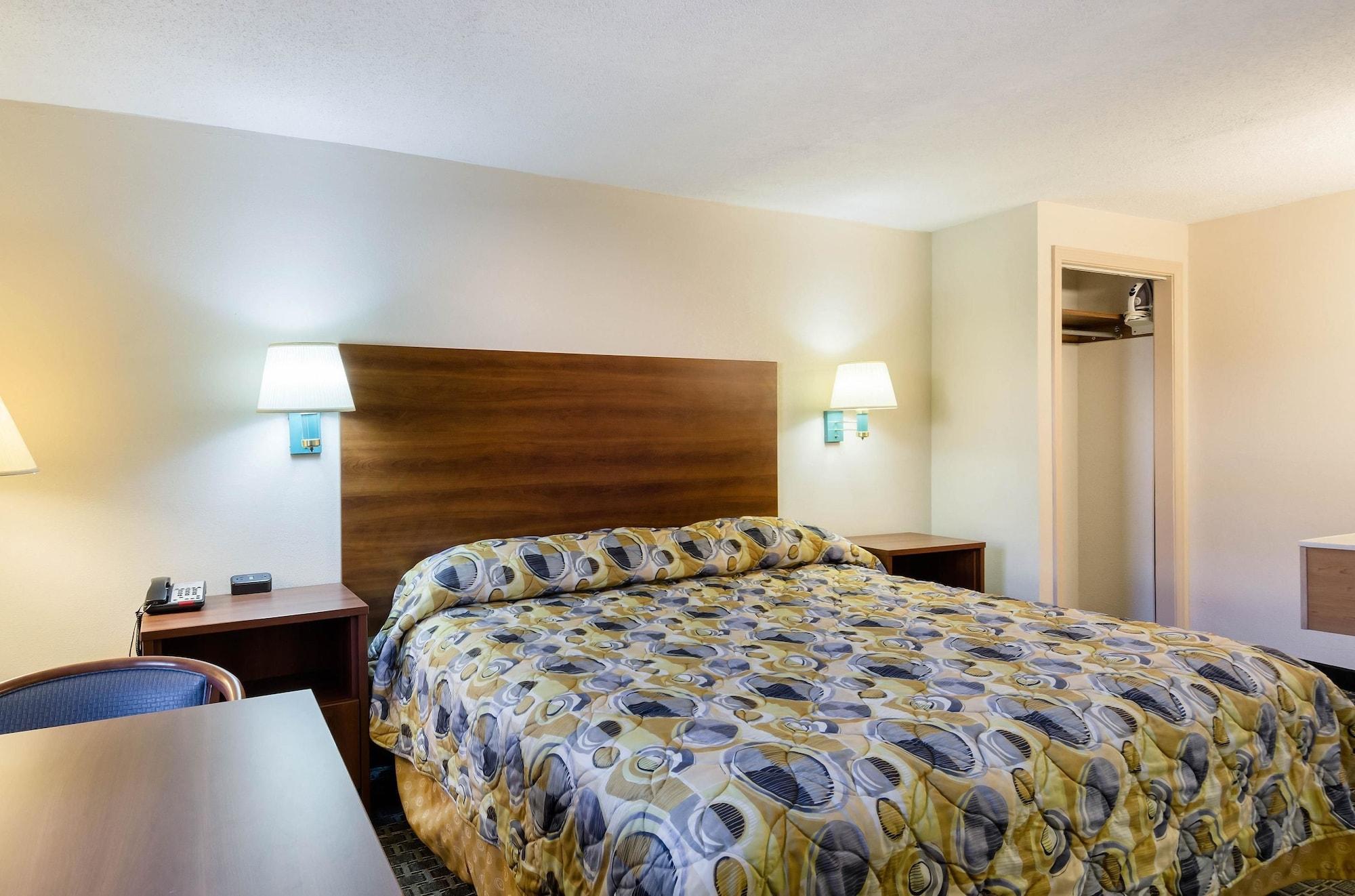 Econo Lodge West Springfield Kültér fotó