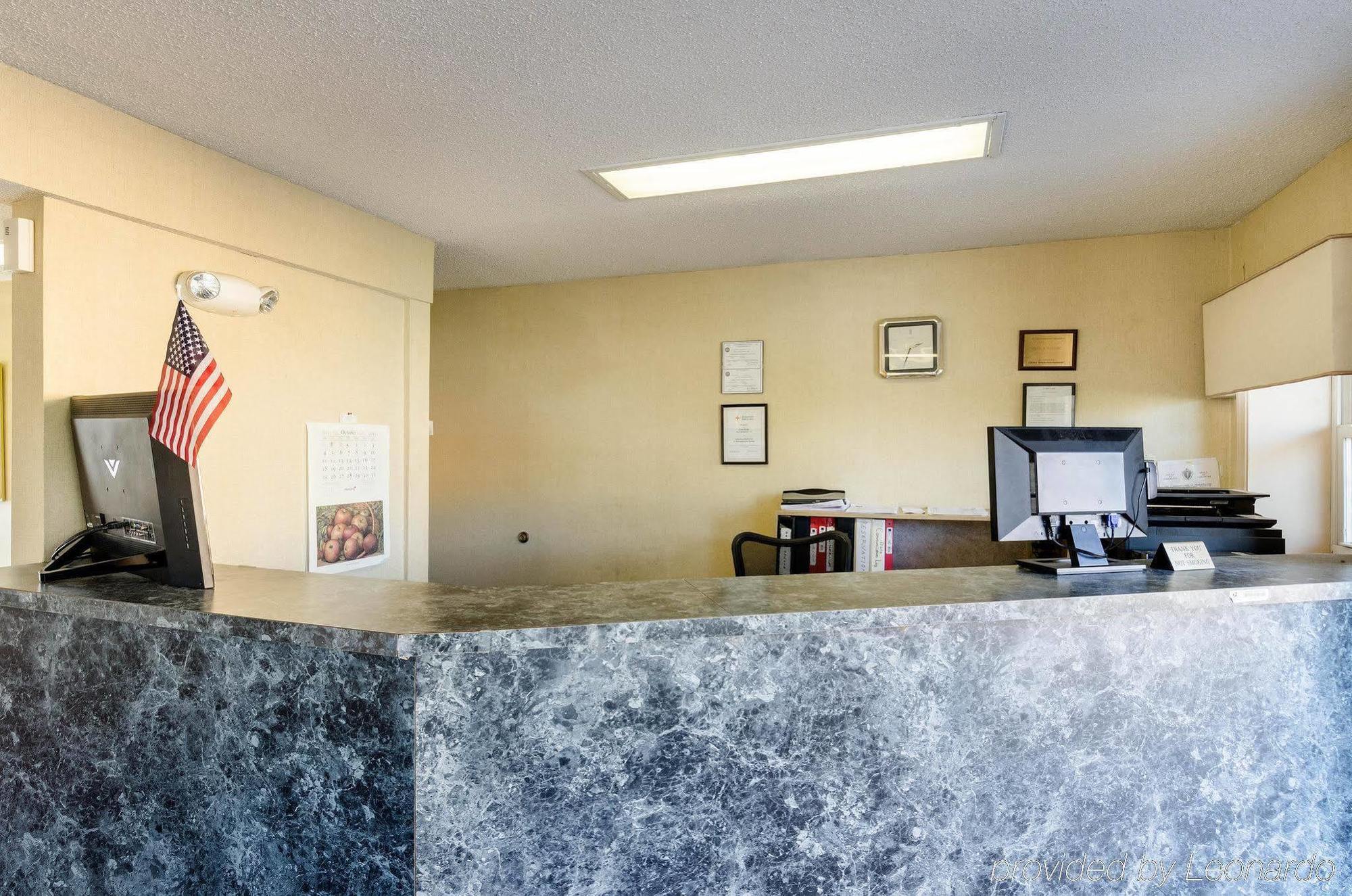 Econo Lodge West Springfield Kültér fotó