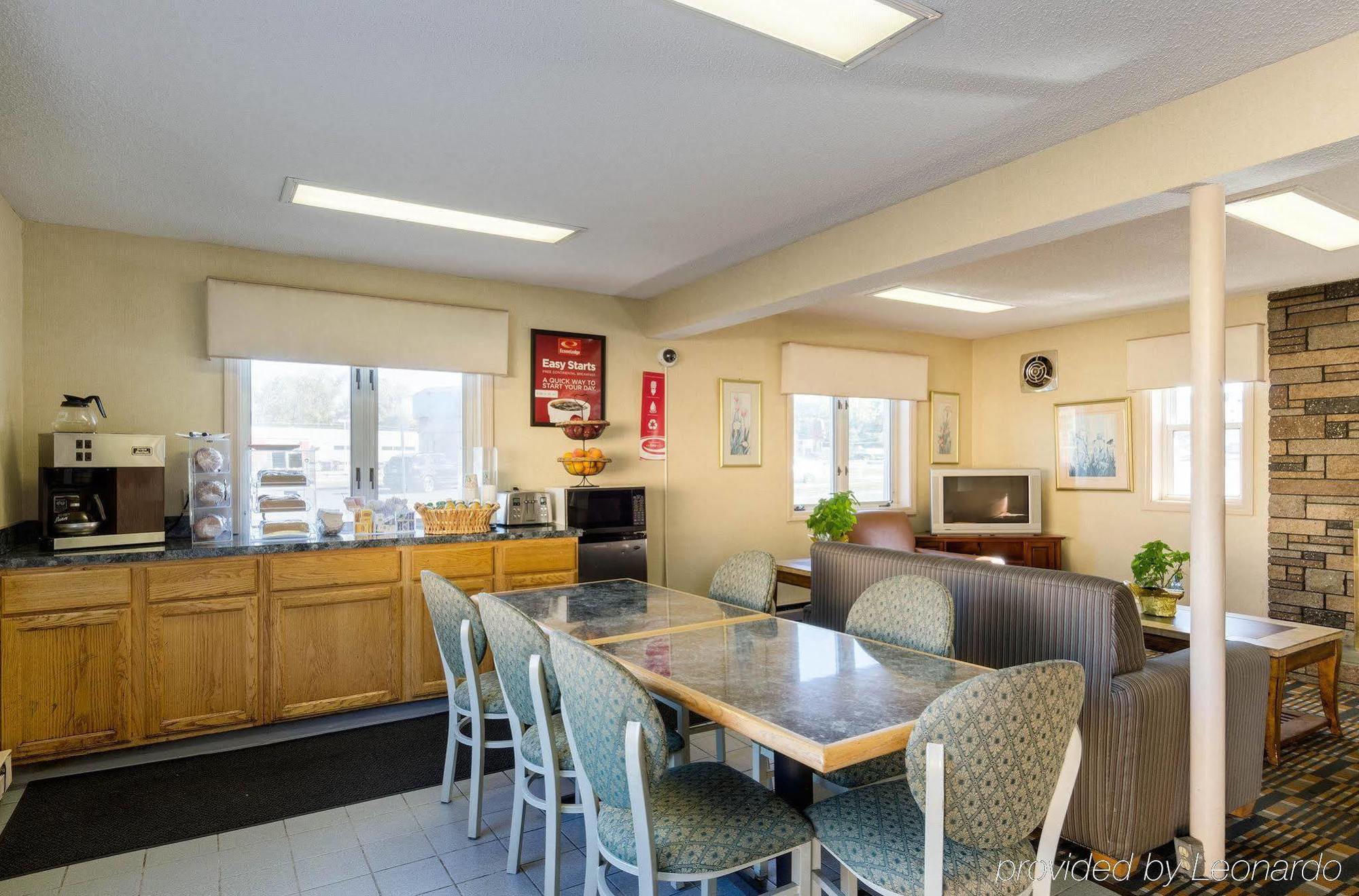 Econo Lodge West Springfield Kültér fotó